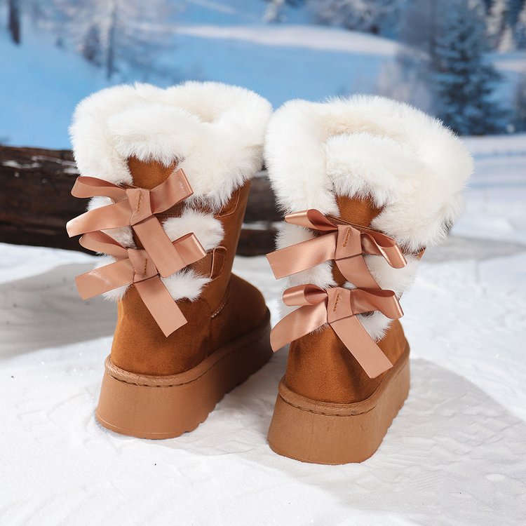 Beautiful Women's Bootswarm And Versatile