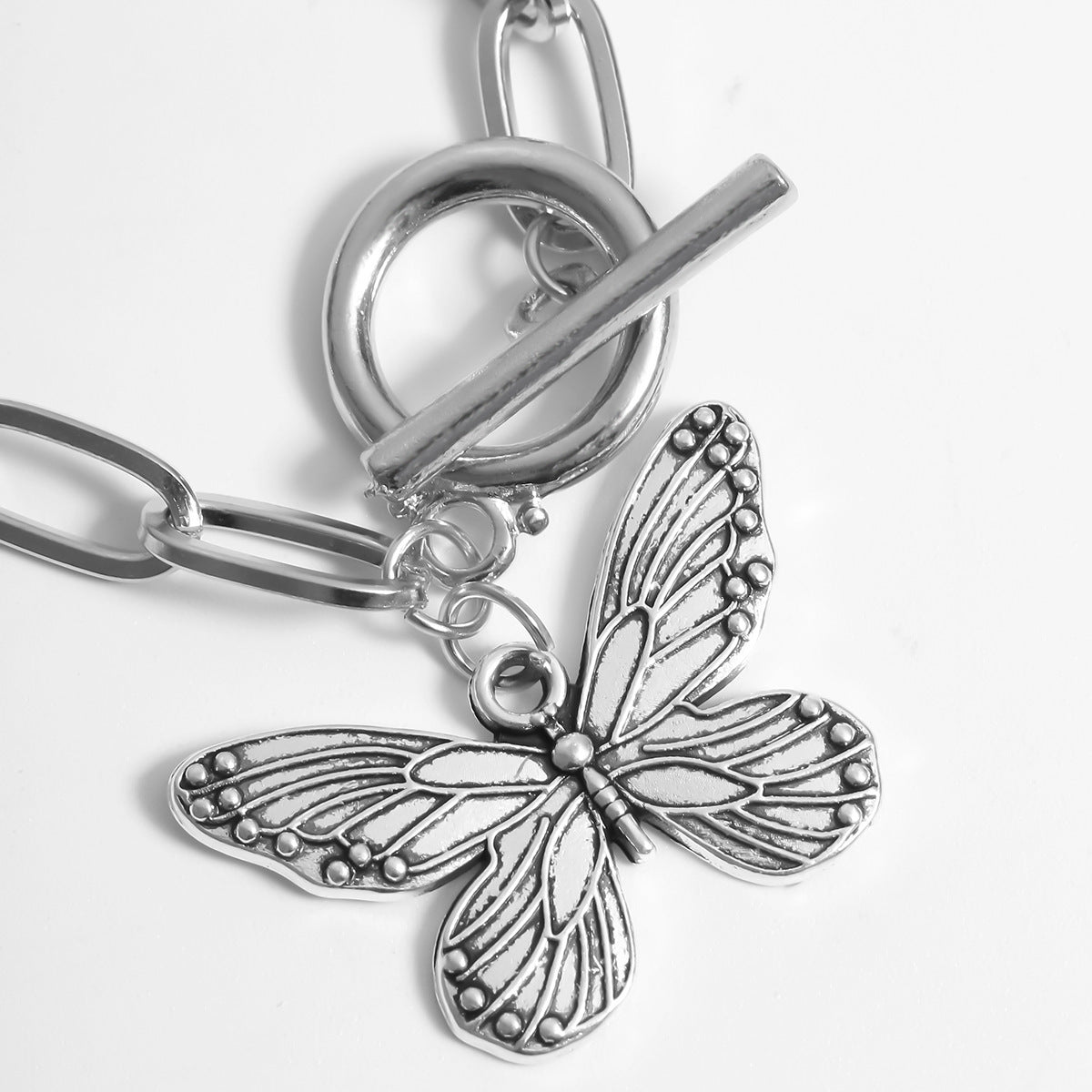 Retro Simple Alloy Butterfly Bracelet Women